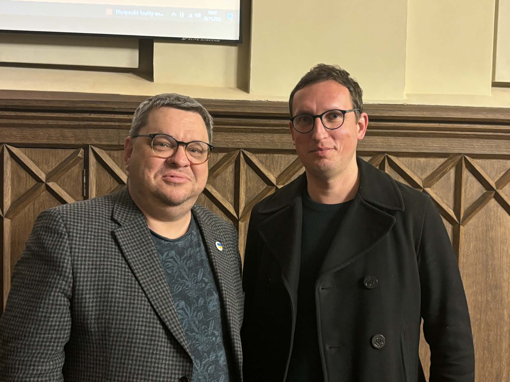 ea110027-3d45-4422-ac2a-ecdc42c666d3 ea110027-3d45-4422-ac2a-ecdc42c666d3